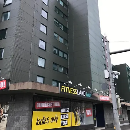 - Noahs - Balkon - Kueche - Parkplatz דירה בראונשווייג