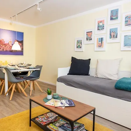 - Noahs - Balkon - Kueche - Parkplatz *