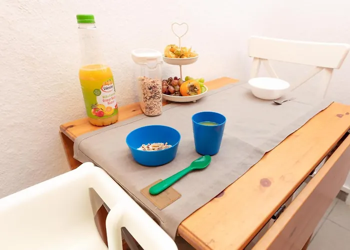 - Noahs - Balkon - Kueche - Parkplatz *